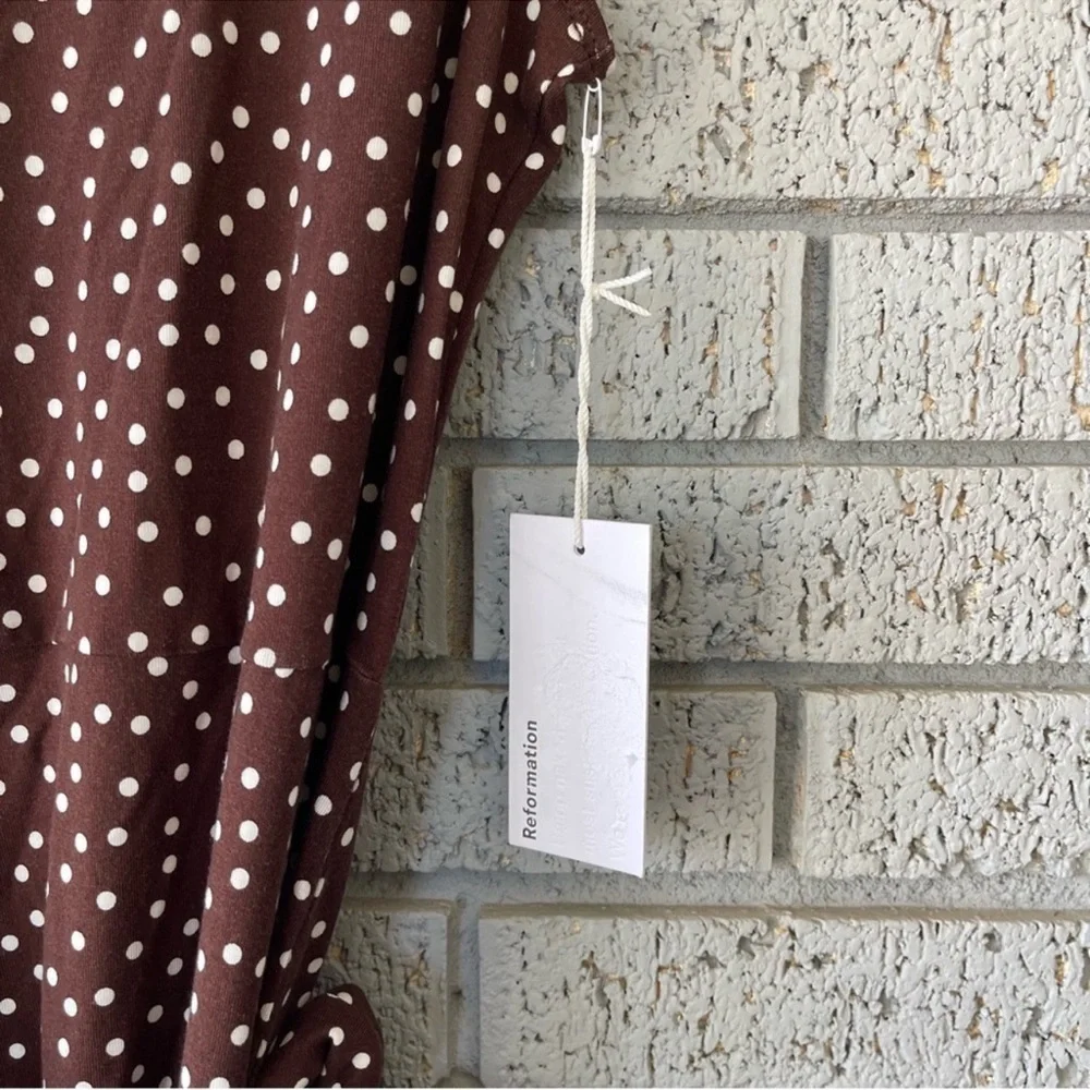 NWT Reformation Kaila Wrap Dress in Mocha Brown Polka Dots Size Medium - Picture 6 of 7